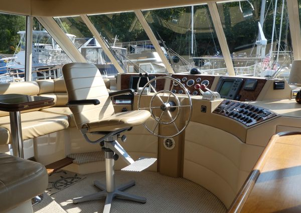 Meridian 490-PILOTHOUSE image