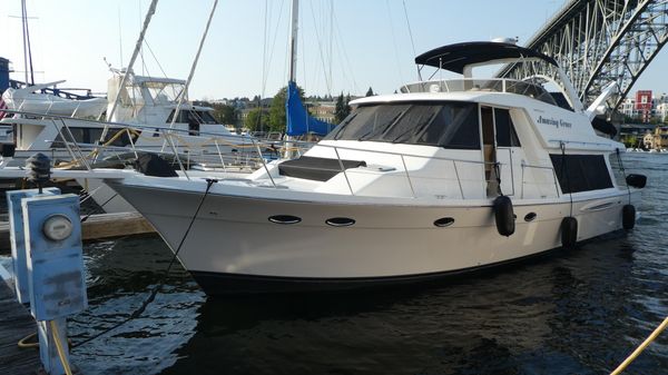 Meridian 490-PILOTHOUSE image