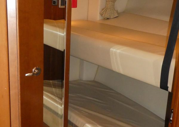 Meridian 490-PILOTHOUSE image