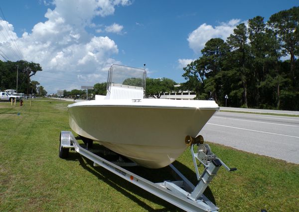 C-hawk 190-CENTER-CONSOLE image