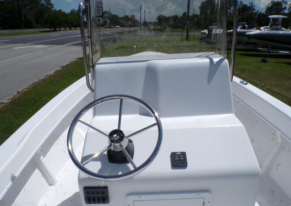 C-hawk 190-CENTER-CONSOLE image