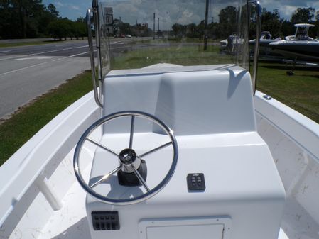 C-hawk 190-CENTER-CONSOLE image