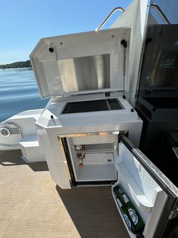 Cruisers Yachts 48 Cantius image