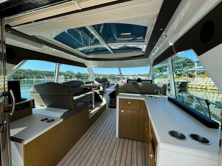 Cruisers-yachts 48-CANTIUS image