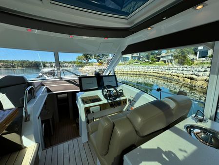 Cruisers Yachts 48 Cantius image