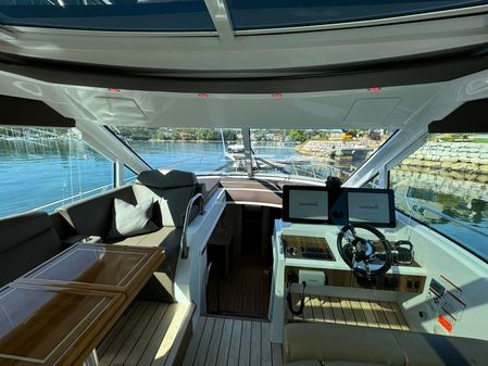 Cruisers Yachts 48 Cantius image