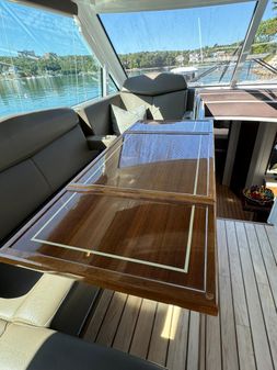 Cruisers Yachts 48 Cantius image