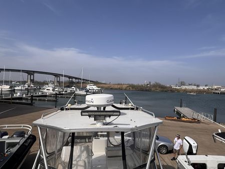 Contender 35 Express Side Console image