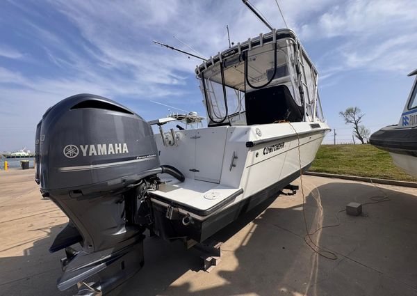 Contender 35 Express Side Console image