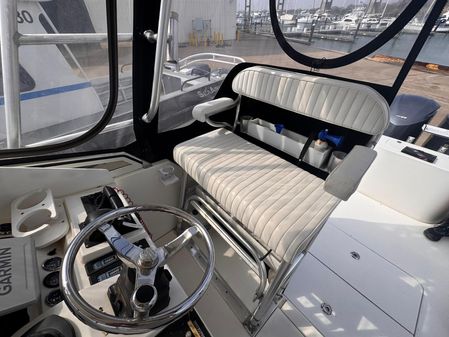 Contender 35 Express Side Console image