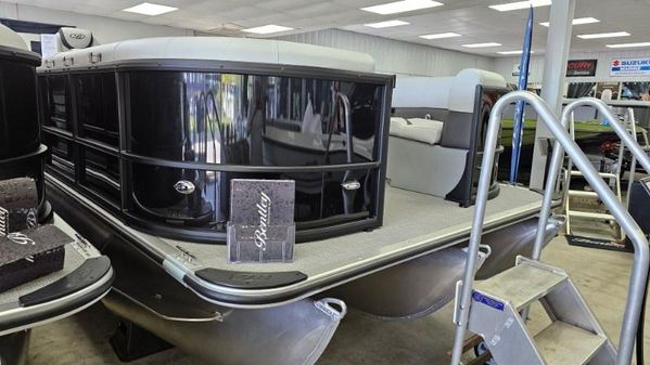 Bentley-pontoons LEGACY-243-NAVIGATOR image