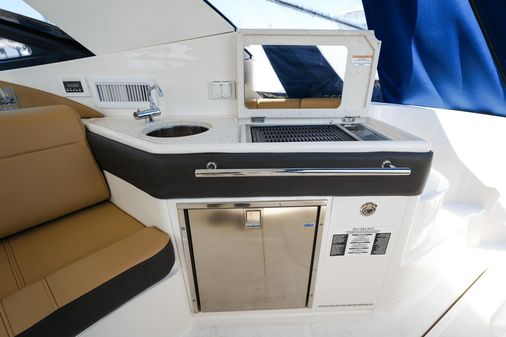 Sea Ray 32 Sundancer image