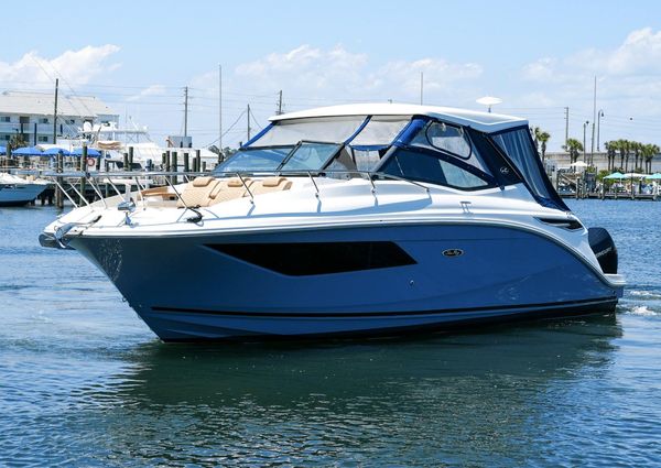 Sea Ray 32 Sundancer image