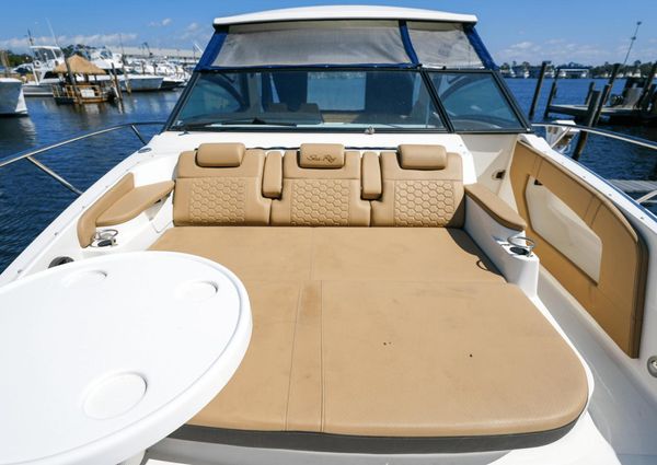 Sea Ray 32 Sundancer image