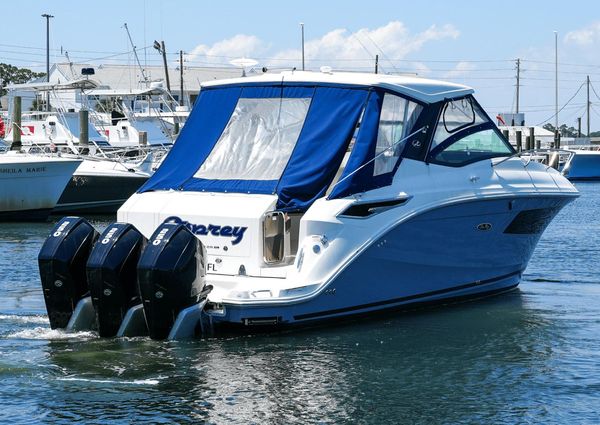 Sea Ray 32 Sundancer image