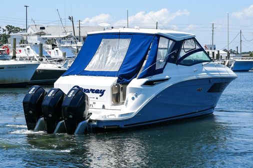 Sea Ray 32 Sundancer image