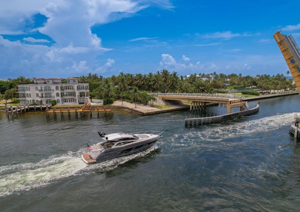 Sunseeker Predator 57 image