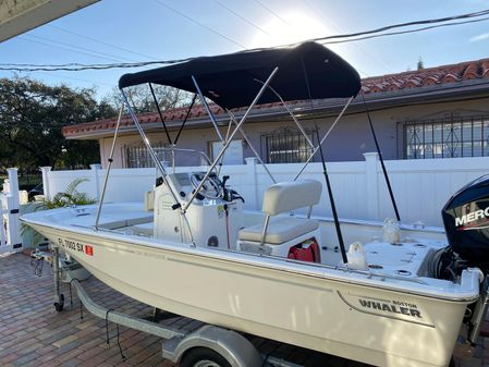 Boston Whaler 150 Montauk image