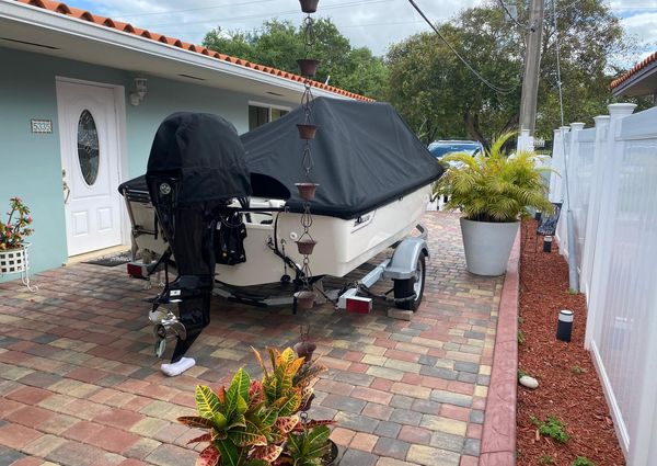 Boston Whaler 150 Montauk image