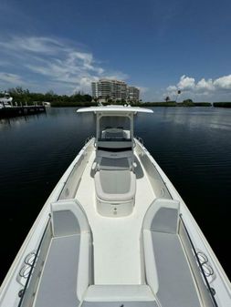 Boston Whaler 270 Dauntless image