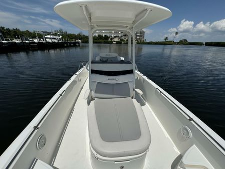 Boston Whaler 270 Dauntless image