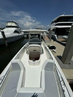 Boston Whaler 270 Dauntless image