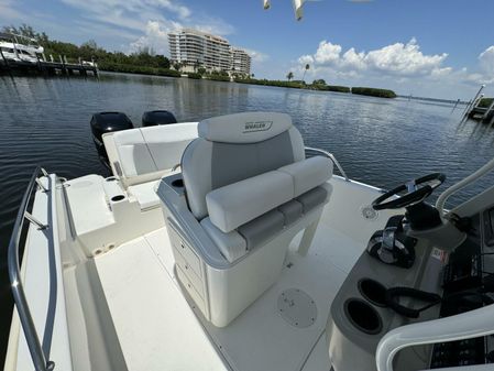 Boston Whaler 270 Dauntless image