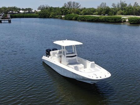 Boston Whaler 270 Dauntless image