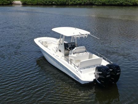 Boston Whaler 270 Dauntless image