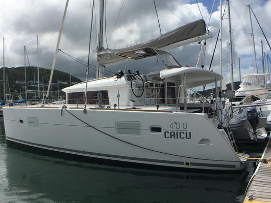 Lagoon 400 - main image