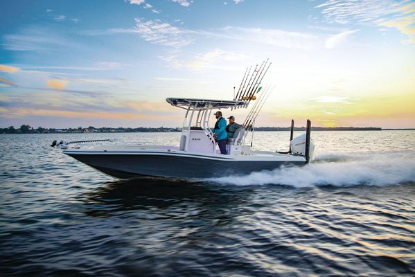 Ranger 2510 Bay - main image