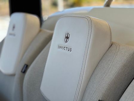 Invictus 370 GT image