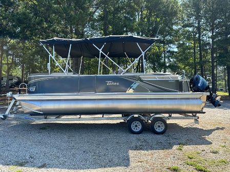 Tahoe-pontoon LTZ-23-QUAD-LOUNGER-TRITOON image