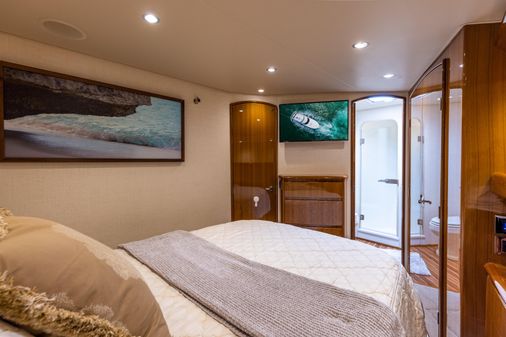 Viking 55 Convertible image