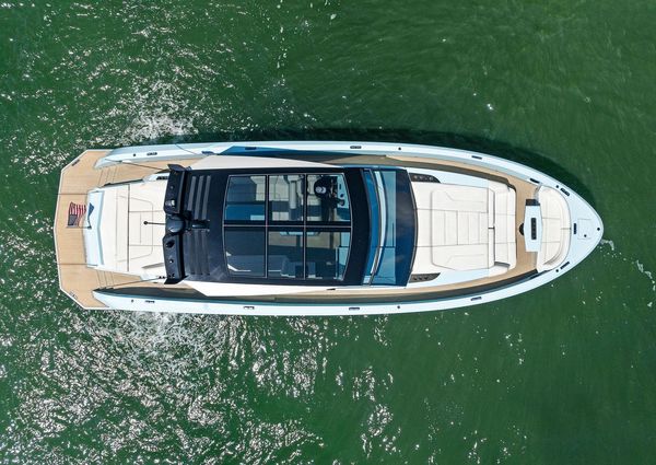 Vanquish Yachts VQ58 image