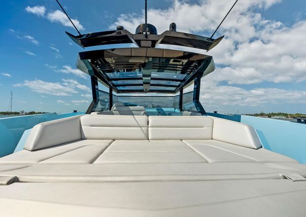 Vanquish Yachts VQ58 image