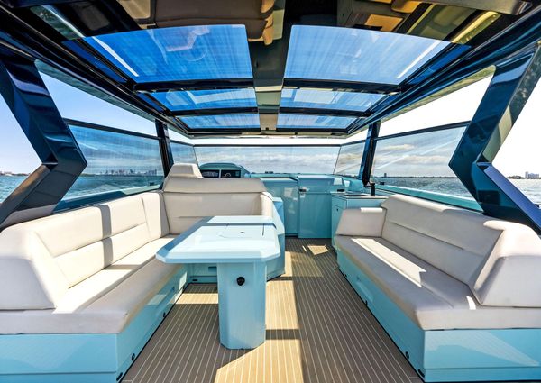 Vanquish Yachts VQ58 image