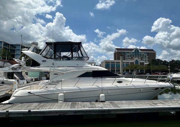 Sea Ray 400 Sedan Bridge image