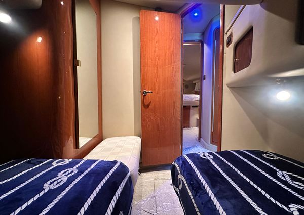 Sea Ray 400 Sedan Bridge image