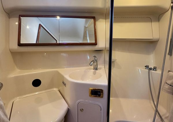 Sea Ray 400 Sedan Bridge image