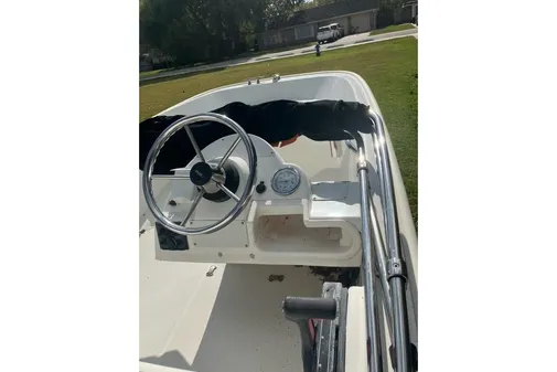 Boston-whaler SUPER-SPORT-13 image