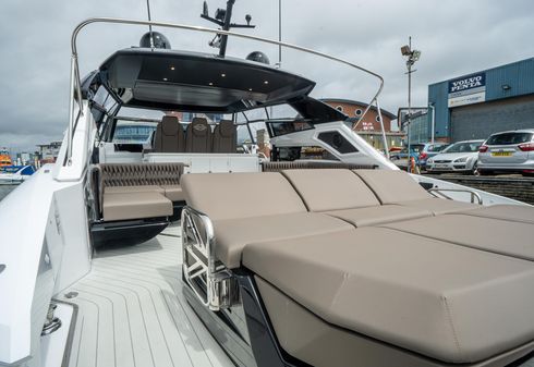 Sunseeker Superhawk 55 image