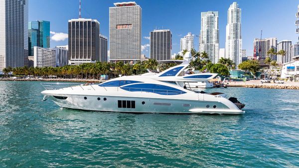 Azimut 72S 