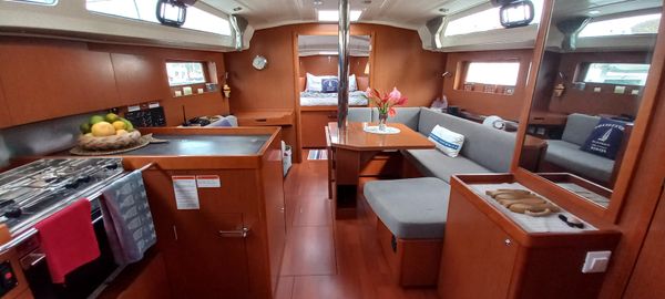 Beneteau Oceanis 41.1 image