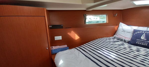 Beneteau Oceanis 41.1 image