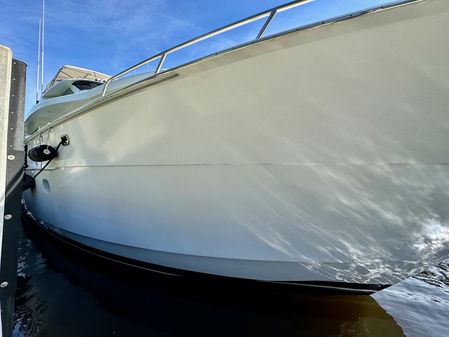 Hatteras 84 Motor Yacht image