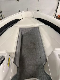 Crownline 202-BR image