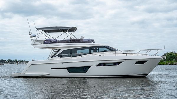 Ferretti Yachts 500 