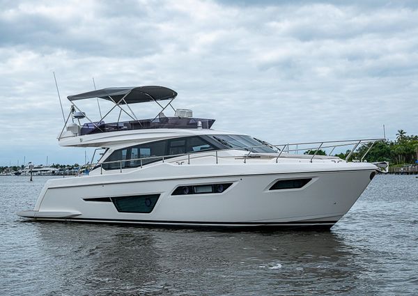 Ferretti Yachts 500 image