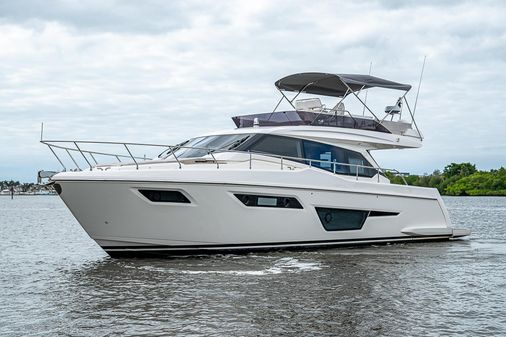 Ferretti Yachts 500 image